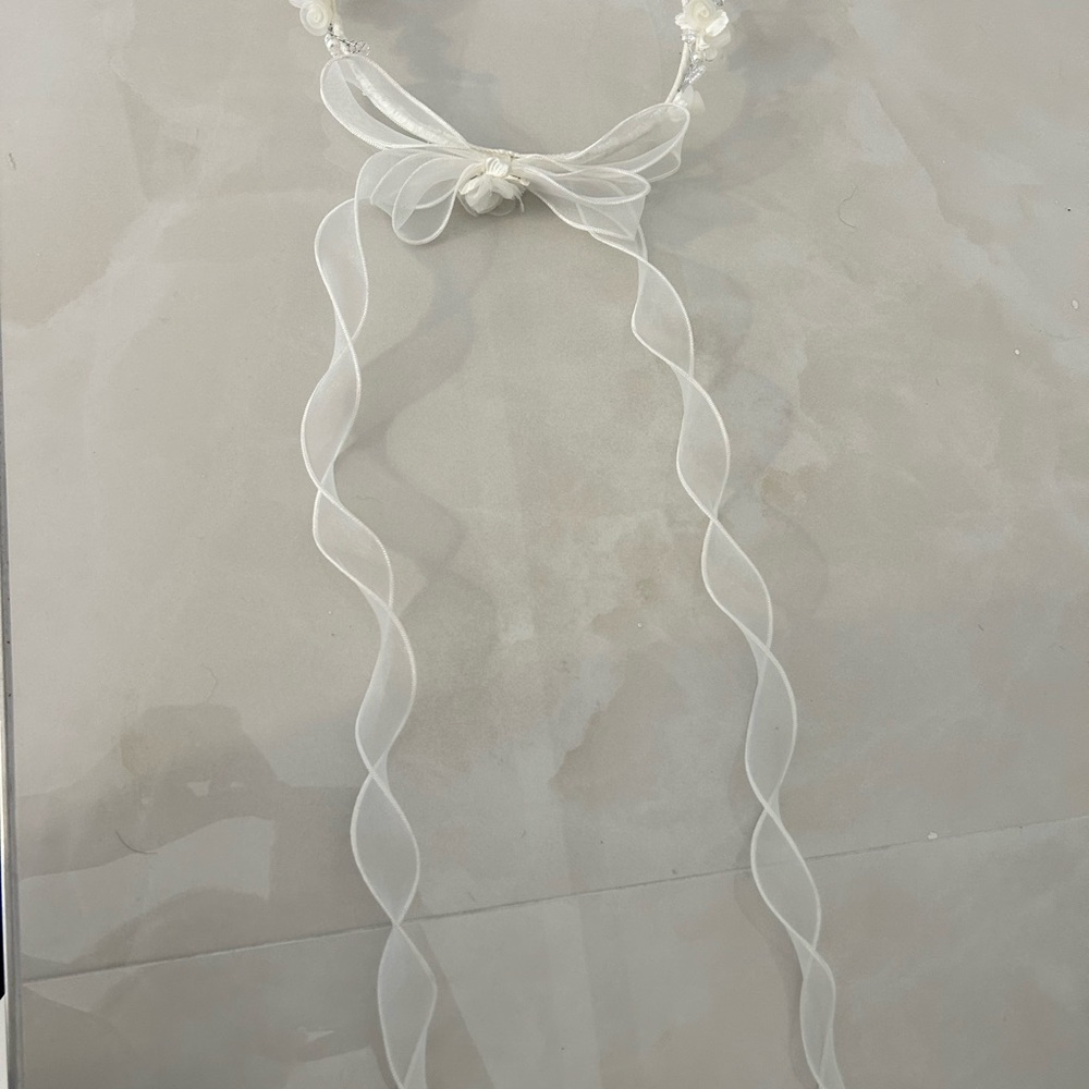 Girls head/hair piece Communion Flower Girl